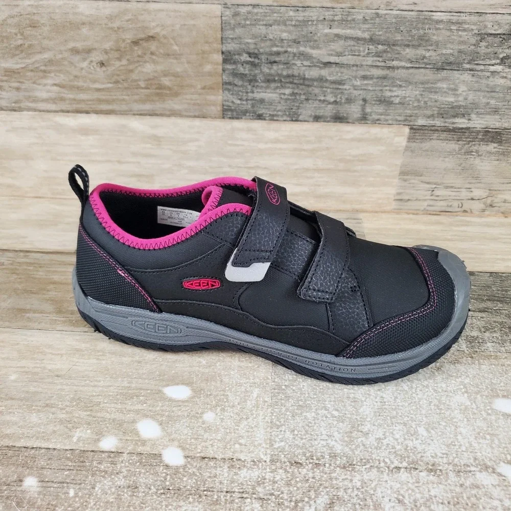 KEEN Speed Hound Youth Slip On Shoes Sz 5 Strap NWOB NEW